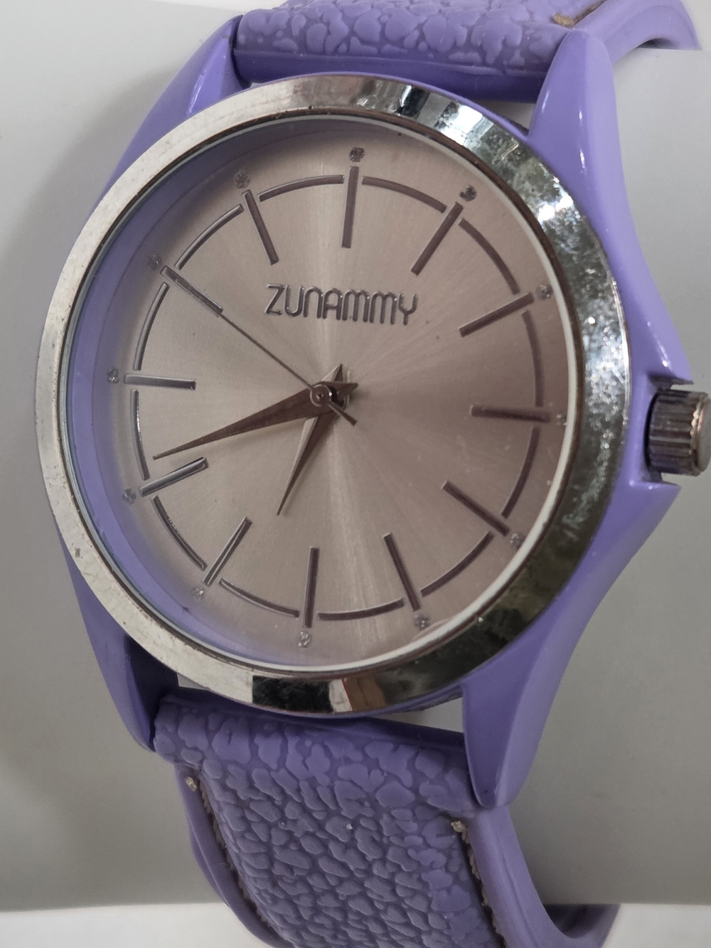 ZUNAMMY Women's Lavender Fashion Watch